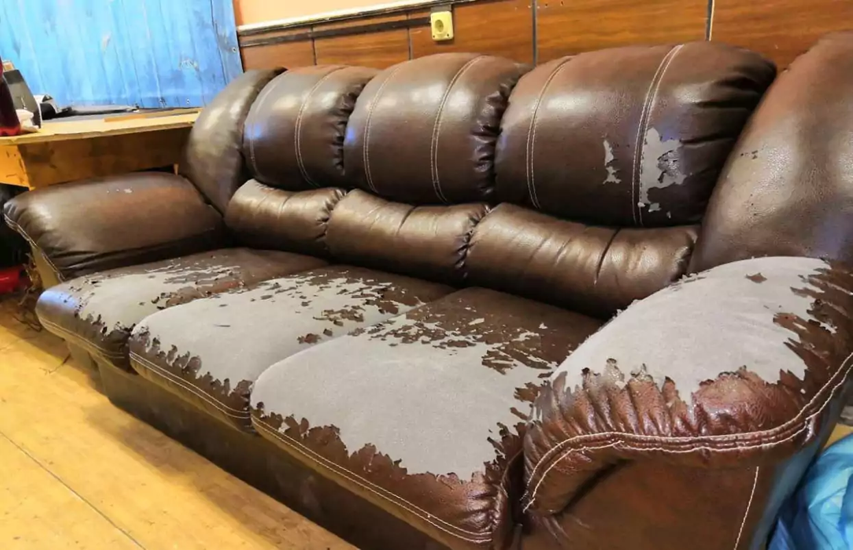 Перетяжка мебели в Гае в октябре