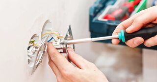 Электромонтажные работы в Гае от Мастер24 — электромонтаж под ключ, цены от 1627 руб., заказать услуги